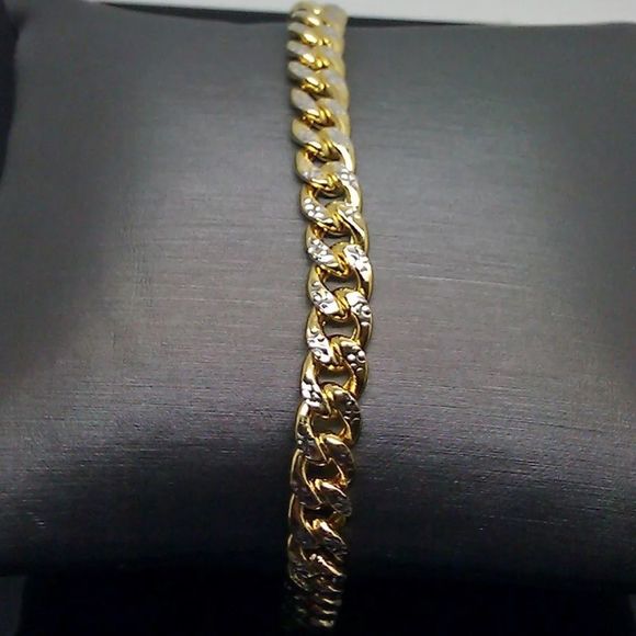 New Solid Gold Diamond Cut Cuban Link Bracelet